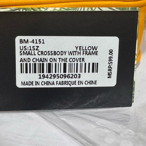 Badgley Mischka Yellow Crossbody Bag. Chain on the front cover.  BRAND NEW.  NWT - Picture 8 of 9